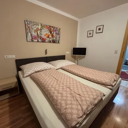 Walder * מאיירהופן